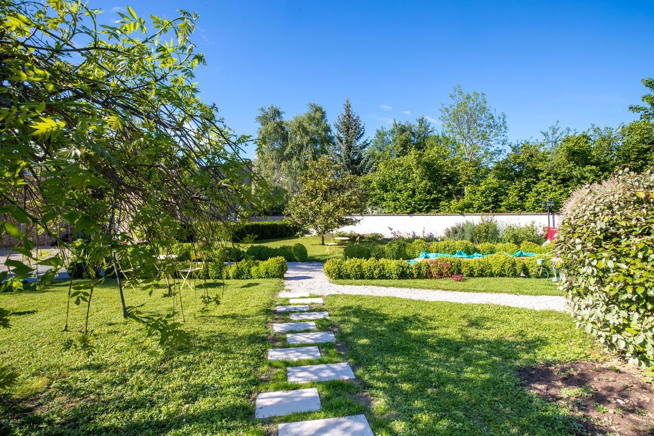 Le Mariecalou Bed & Breakfast Meloisey Exterior photo